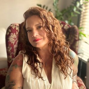 Meet your Posher, Janine